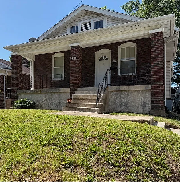 8416 Midland Blvd