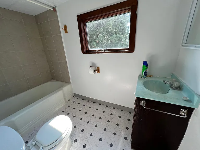 44 E Shawnee Ave — Photo 7