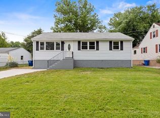 16 W Center Ave, Maple Shade, NJ 08052