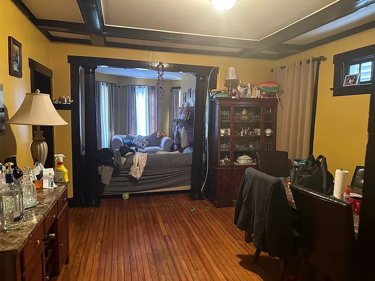 296 Woodside Ave #2 — Photo 8