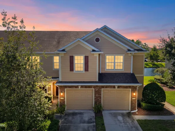 6910 ROUNDLEAF Drive, Jacksonville, FL 32258
