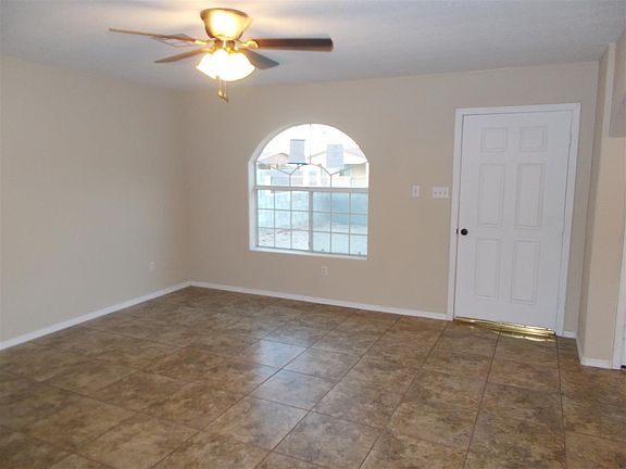 5th image of 1561 E Kennedy Ln