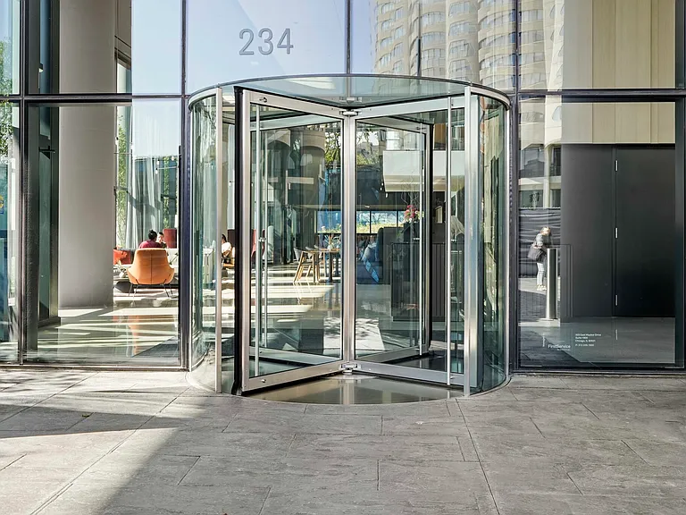 234 W Polk St #3/2 — Photo 32