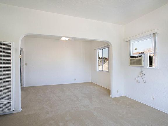 2nd image of 315 N Atlantic Blvd
