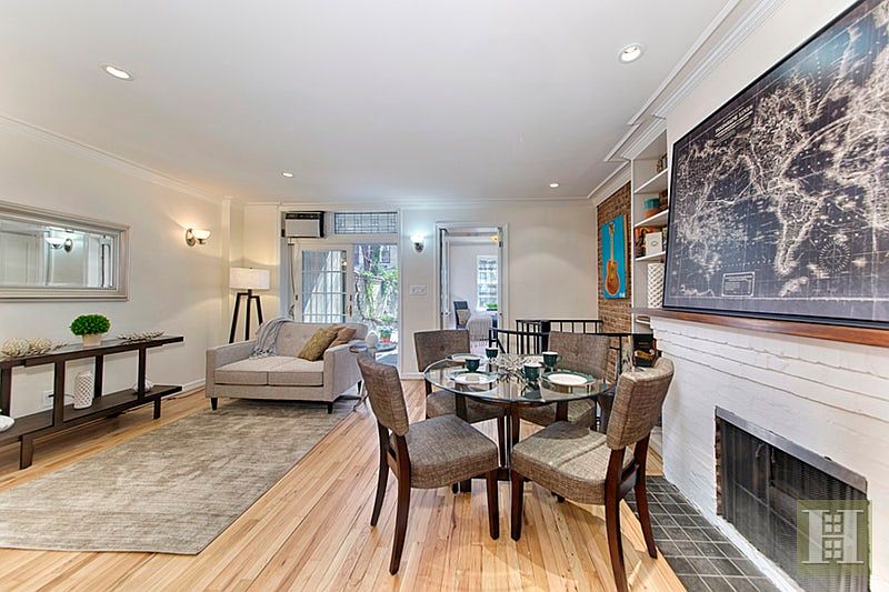 1st image of 24 W 83rd St APT 1R