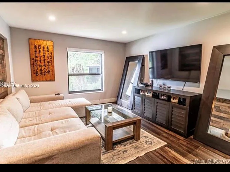 3833 Cocoplum Cir #3593 — Photo 9
