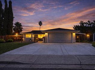 296 Honeysuckle Dr, Fairfield, CA 94533