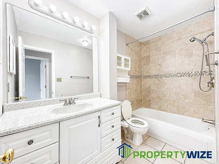 7646 Oldfield Ln — Photo 22