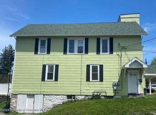 42 Mill St APT 1, Dallas, PA 18612