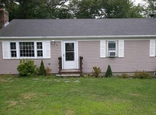 10 Holly Way, Mashpee, MA 02649