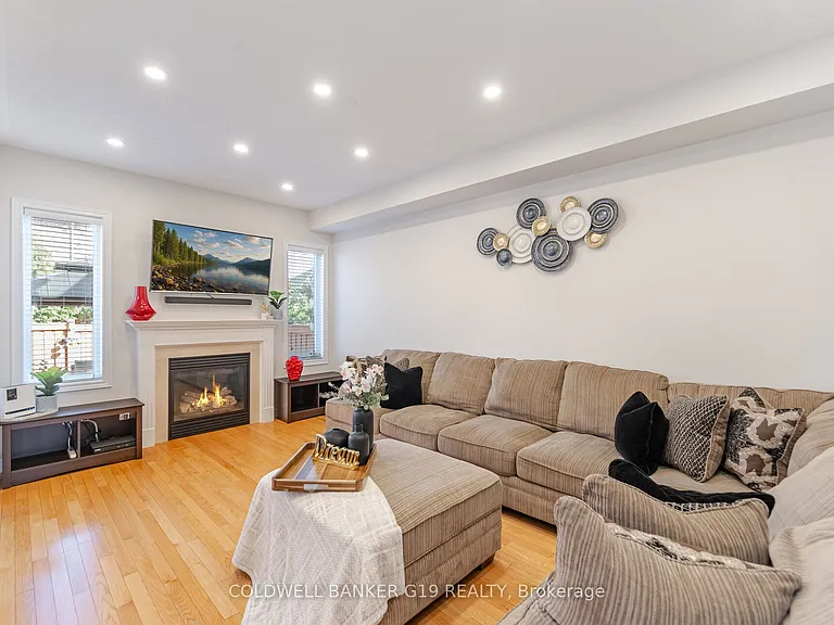43 Midcrest Cir — Photo 14