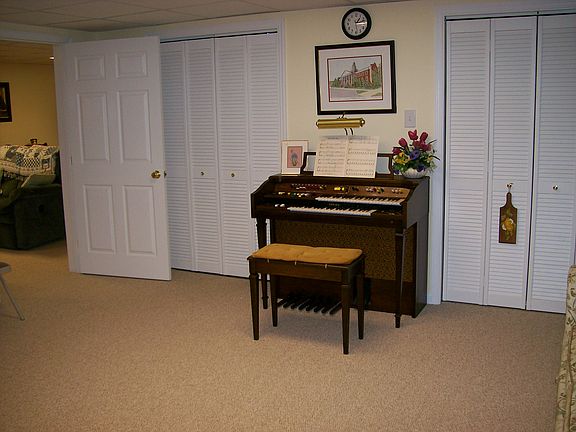 Downstairs Bdr. 4 & closet