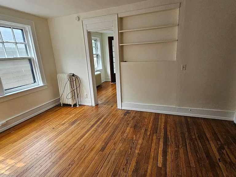275 Park Ave #20 — Photo 7