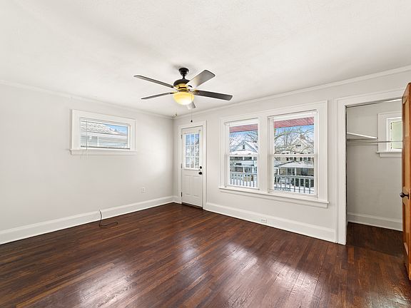 5th image of 17420 Shaw Ave #C