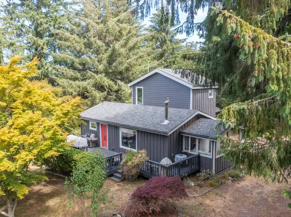 55370 Bates Rd, Bandon, OR 97411