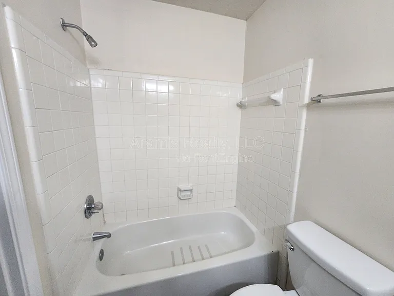 2101 Wexford Dr #A-1 — Photo 12