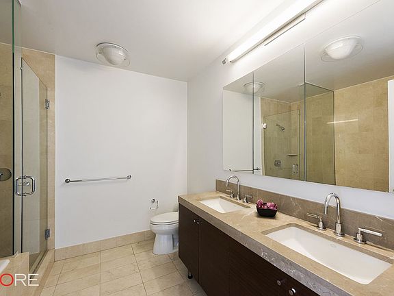5th image of 30 West St APT Ph3f