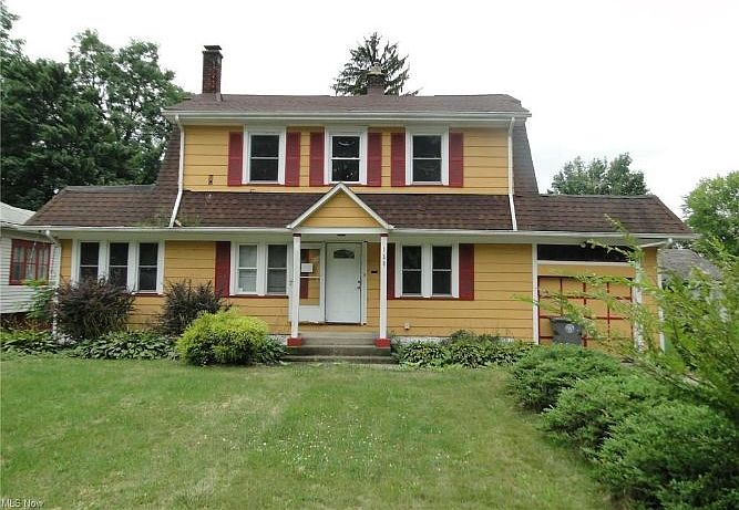 1st image of 159 Maywood Dr
