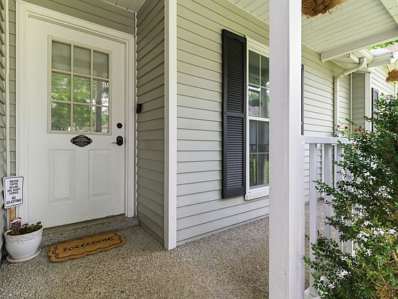 2nd image of 4305 Falling Leaf Ln