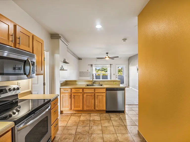 3706 Lower Honoapiilani Rd #D-21 — Photo 12
