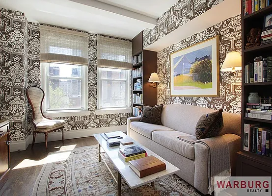 Sold by Warburg | media 12