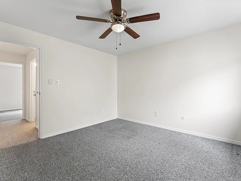 42 Village Brook Ln — Photo 20