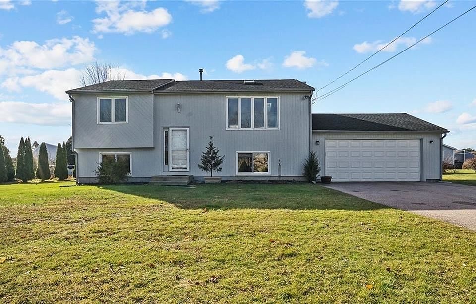 1st image of 103 Vista Cir