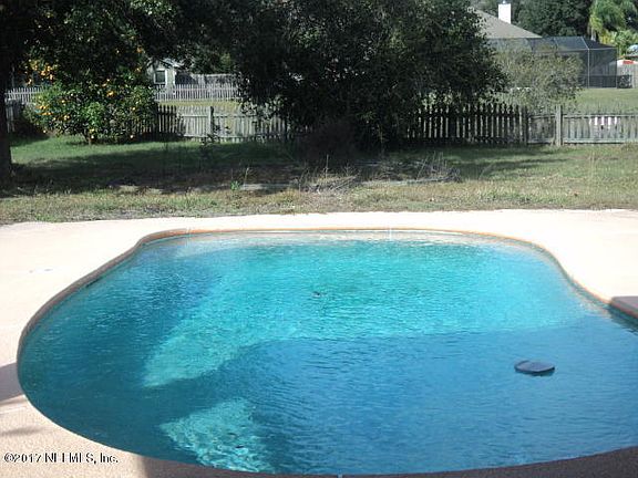 2nd image of 520 Bay Hollow Ct