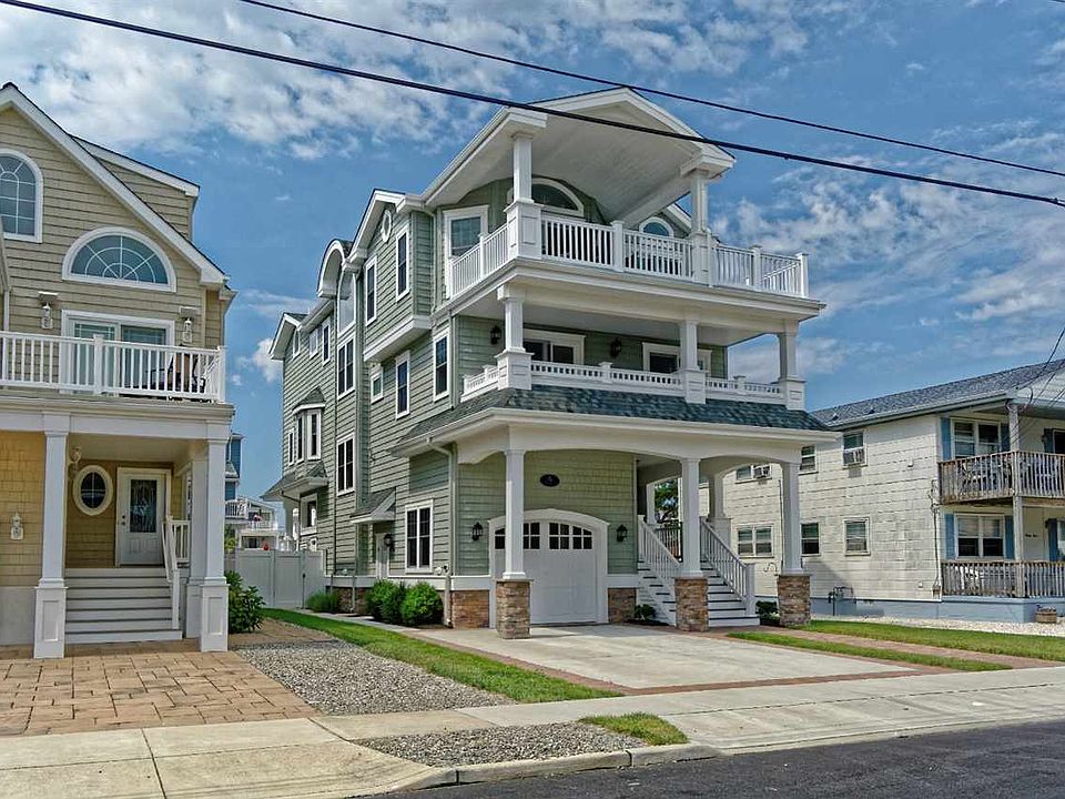 1st image of 28 65th St
