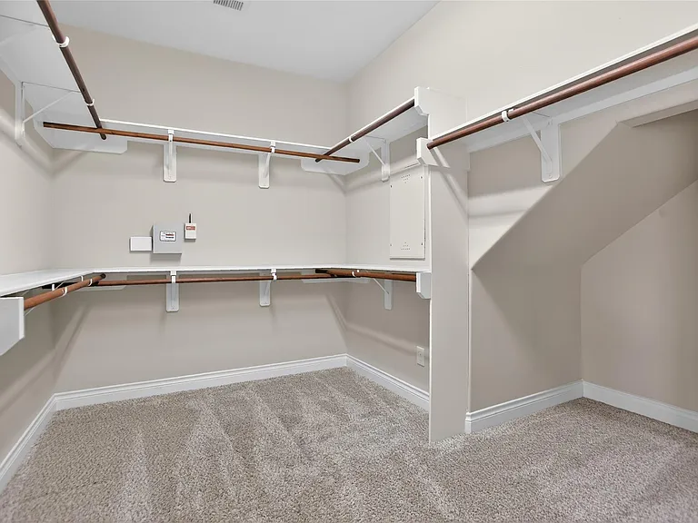 6535 Arroyo Springs Ln — Photo 35