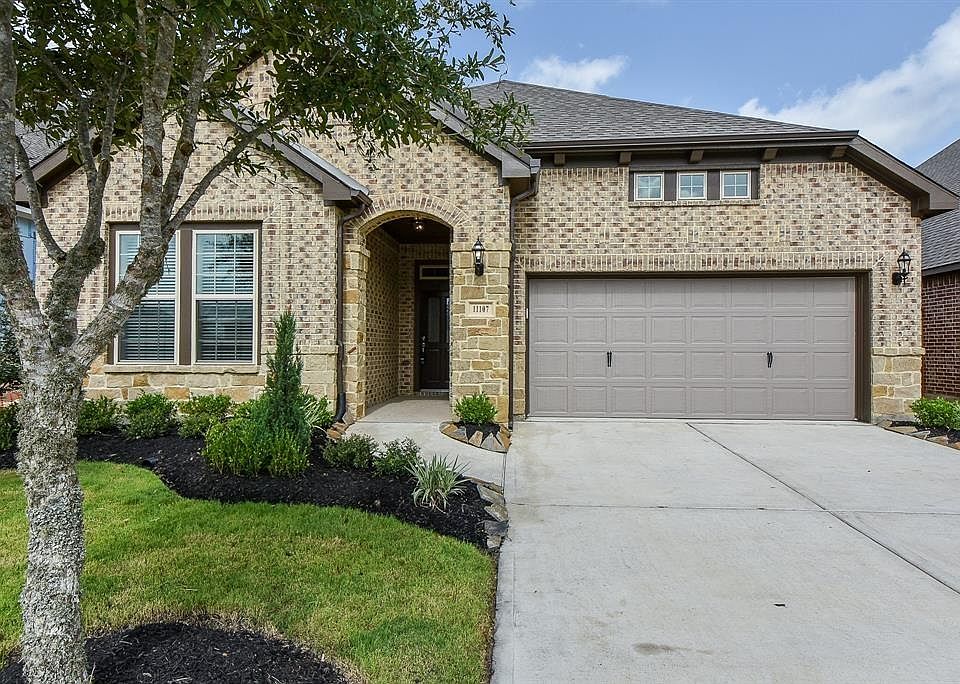 1st image of 11107 Bluewater Lagoon Cir