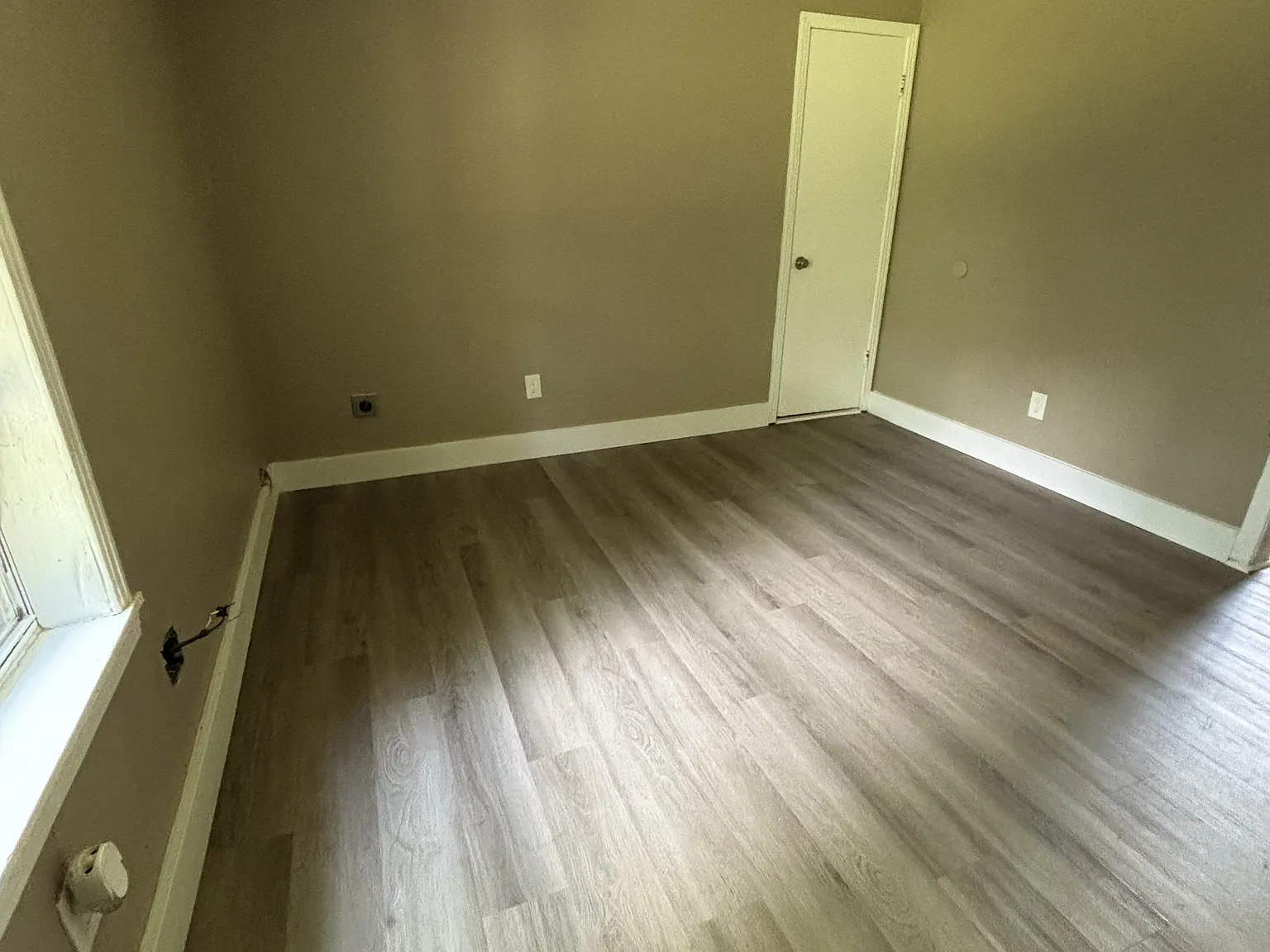 914 Monroe Rd Brownsville - 1 — Photo 3