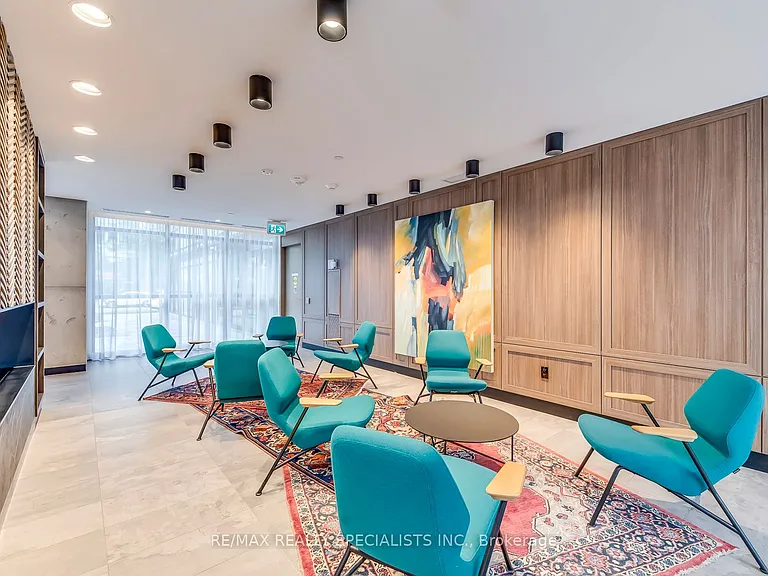251 Manitoba St #914 — Photo 5