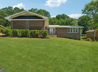 1724 Argonne Dr, Morrow, GA 30260