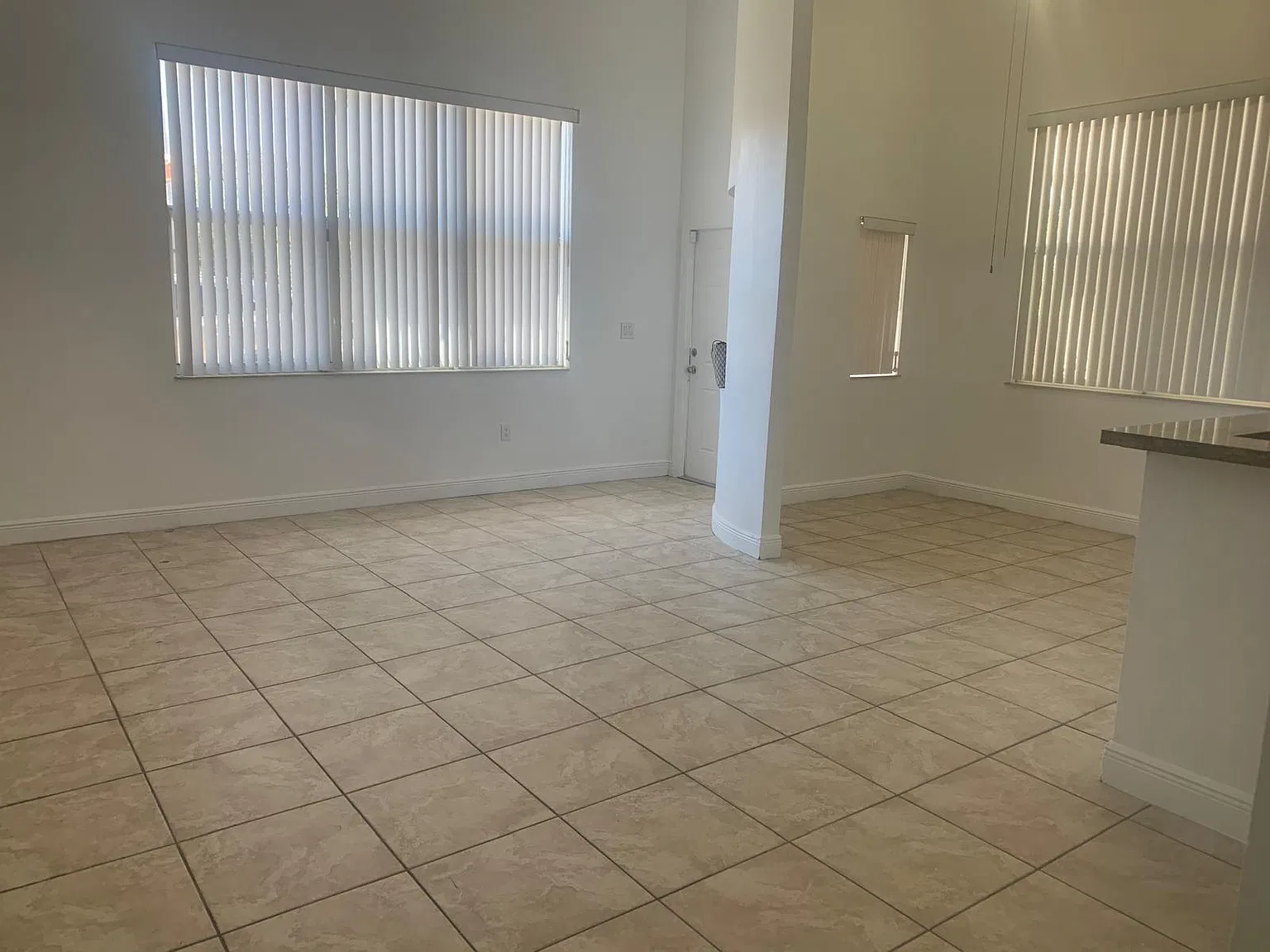 3 bed, $3,600 — Photo 3