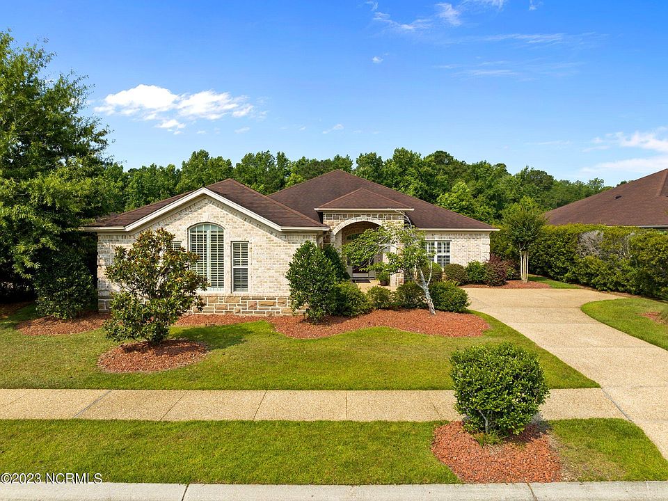 1st image of 1096 Leesburg Drive
