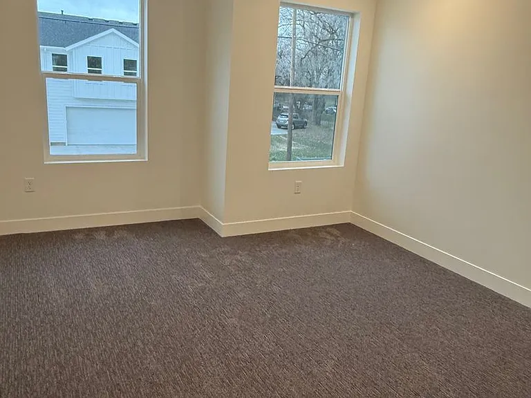240 Dan St — Photo 18