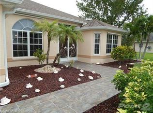 1805 NE 5th Ter, Cape Coral, FL 33909