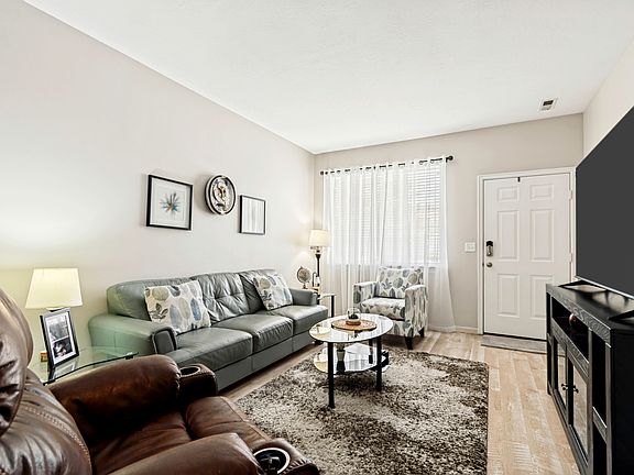 2nd image of 6649 S Pine Landing Way