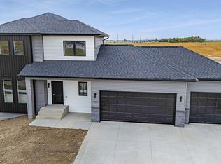 4402 Silver Blvd, Bismarck, ND 58503