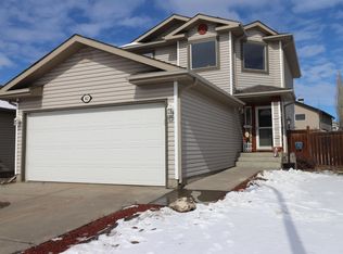 82 Leyland Way, Spruce Grove, AB T7X 4P2