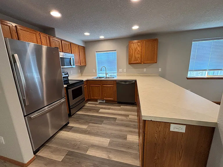 2371 SE Robin Ln — Photo 7