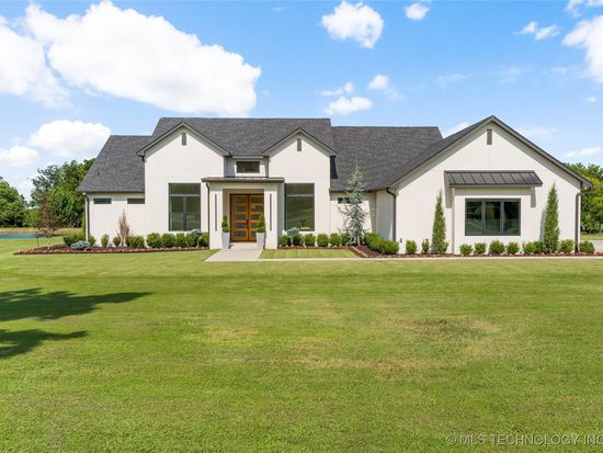 15900 S Braden Ave, Bixby, OK 74008