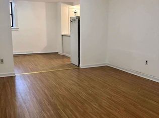 35-42 33rd St #W, Astoria, NY 11106
