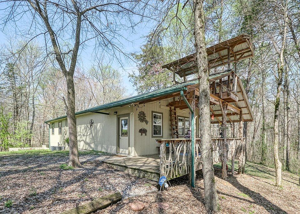 m*様 最終値下げ 新品 House on the hill parent pa 765 Apple Tree Ln, Mount Wolf, PA 17347 | Zillow