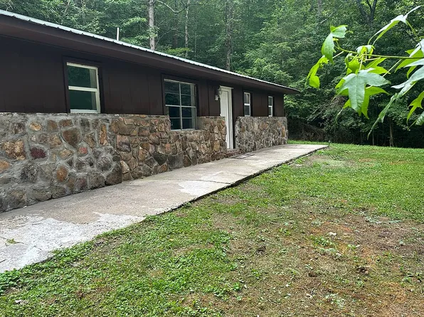 1500 2nd St W, South Pittsburg, TN 37380