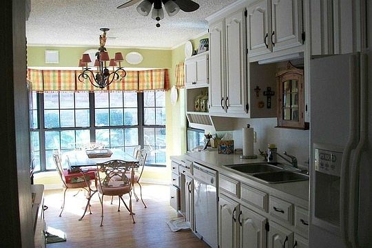 5th image of 47 Sugar Creek Pl