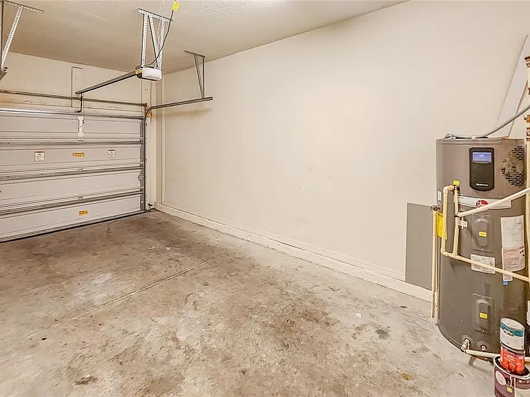 5124 Crown Haven Dr — Photo 10