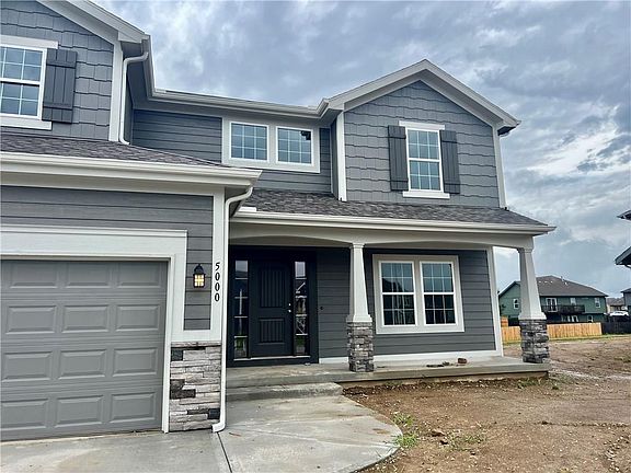 2nd image of 5000 NE 103rd Ct