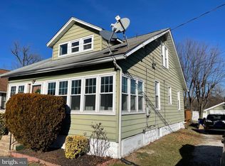 16 Mantua Rd, Mount Royal, NJ 08061